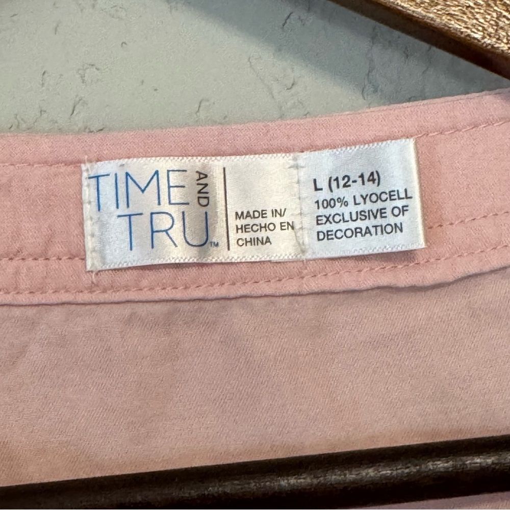 Light Pink Long Sleeve Blouse - Picture 4 of 6